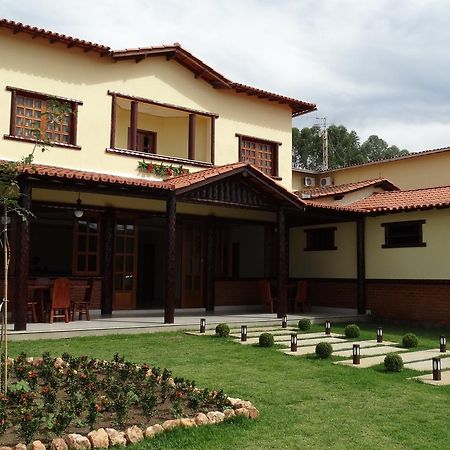 Hotel E Restaurante Sabor De Minas Salinas  Extérieur photo