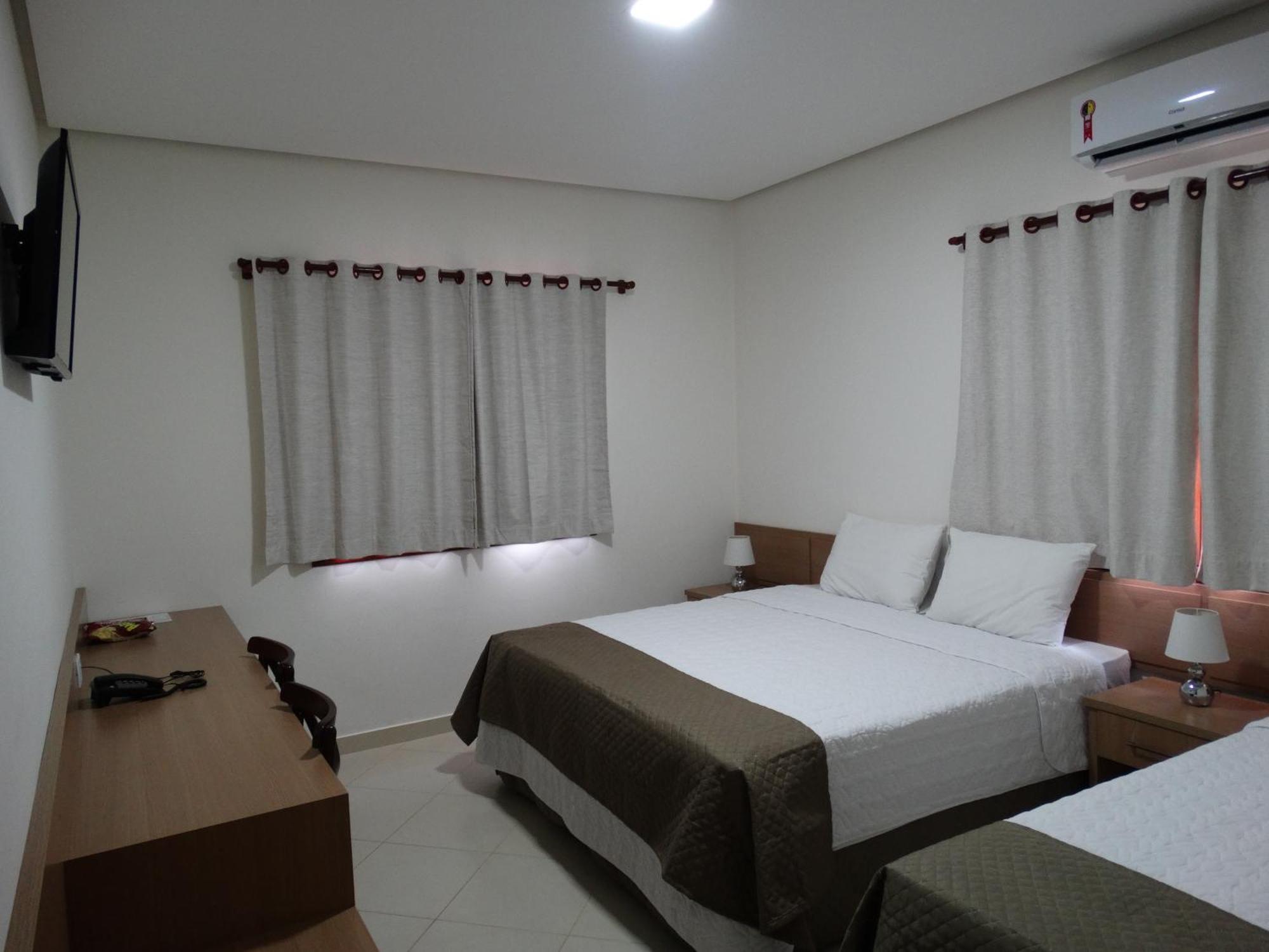 Hotel E Restaurante Sabor De Minas Salinas  Chambre photo